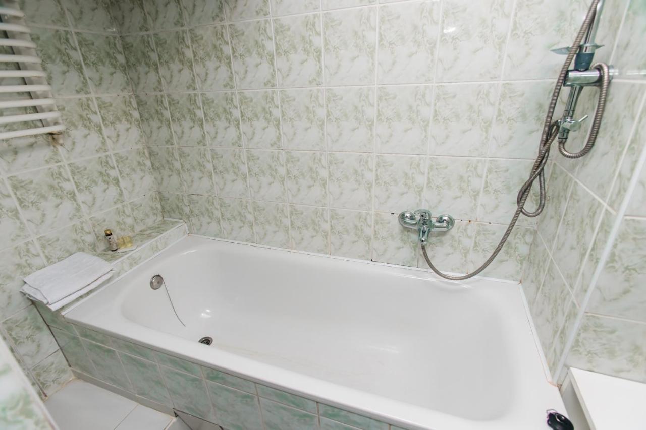 Mary Apartment Лвив Екстериор снимка