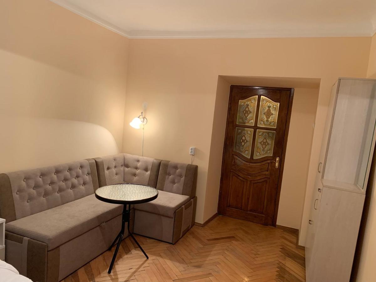 Mary Apartment Лвив Екстериор снимка